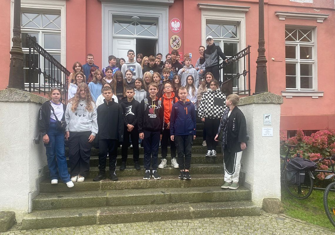 Grafika 1: Wyjazd edukacyjny do Gdańska