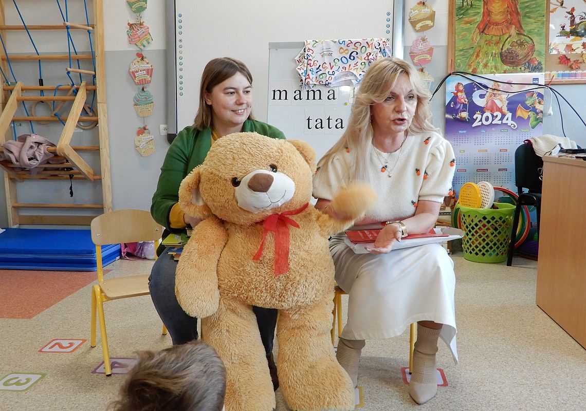 Grafika 1: Dzień Misia z Gminna Biblioteką