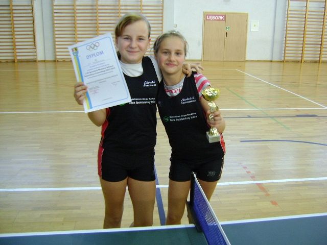 Grafika #0: Tenis. Dziewczęta na podium