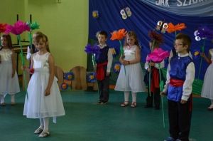 Grafika #0: Uroczyste zakończenie roku w oddziale przedszkolnym