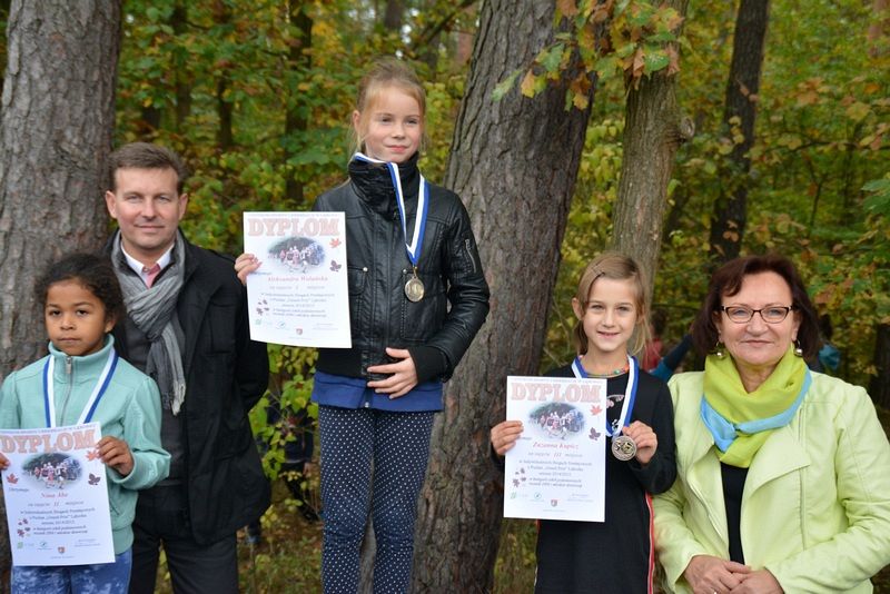 Grafika #0: GP Leborka. Zuzia i Ada na podium