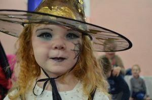 Grafika #0: Zabawa choinkowa