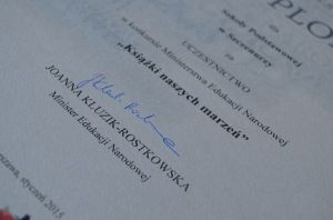 Grafika #0: Dyplom od pani Minister Edukacji Narodowej