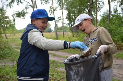 Grafika #0: "WYPRAWA-POPRAWA". Akcja Sprzątanie Świata 2015
