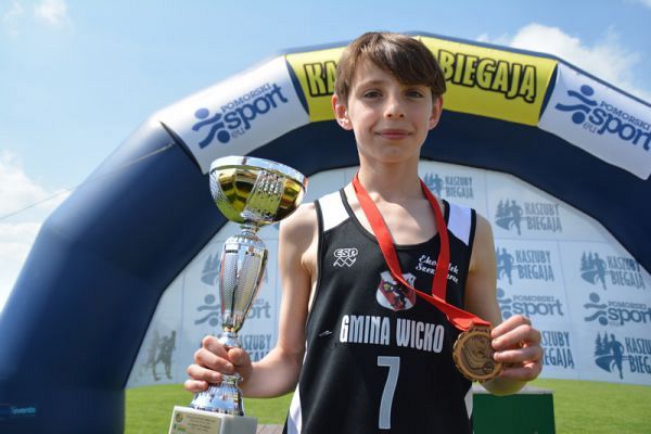 Grafika #0: Małe Kaszuby Biegają. Oliwia triumfuje, Konrad drugi!