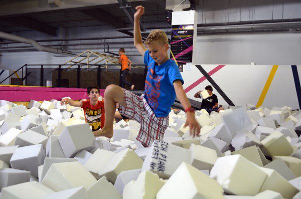 Grafika #0: Zabawa szóstoklasistów w JUMPiN w Słupsku