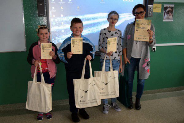 Grafika #0: "Ochrona siedlisk foki szarej oraz morświna na obszarze Słowińskiego Parku Narodowego". Seminarium dla uczniów z klas 4-6