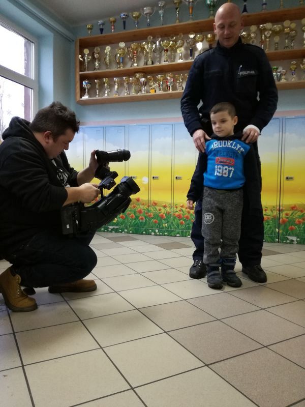 Grafika #0: Spotkanie z policjantem