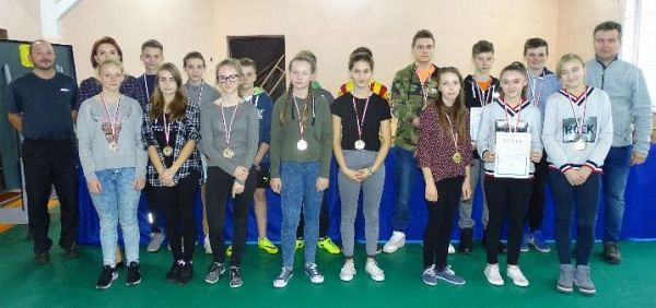 Grafika #0: Emocje przy tenisowych stołach