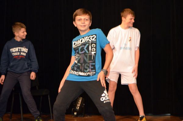 Grafika #0: Stop przemocy