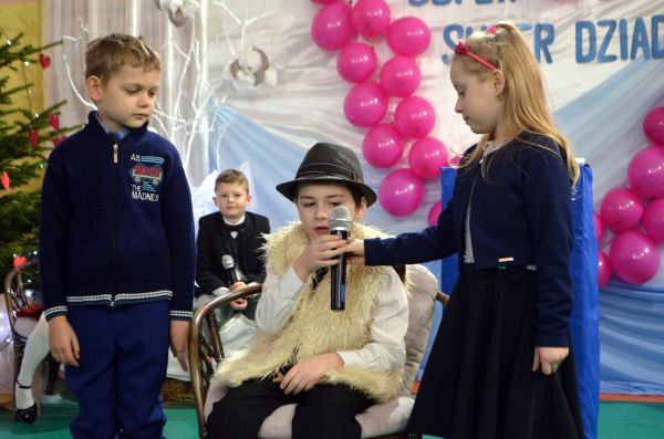 Grafika #0: "Dzień Babci i Dziadka"