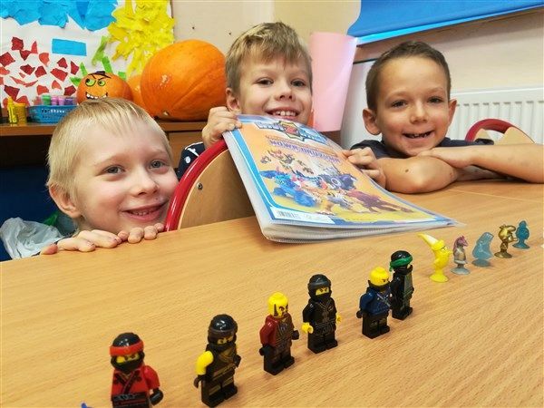 Grafika #0: Kolekcjonerzy z pierwszej klasy