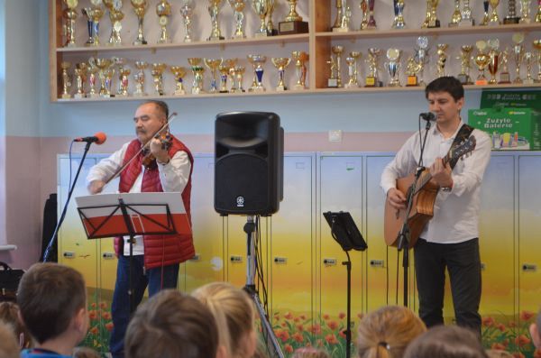 Grafika #0: Koncert zespołu muzycznego "VIOL - ART" Leszek Bolibok