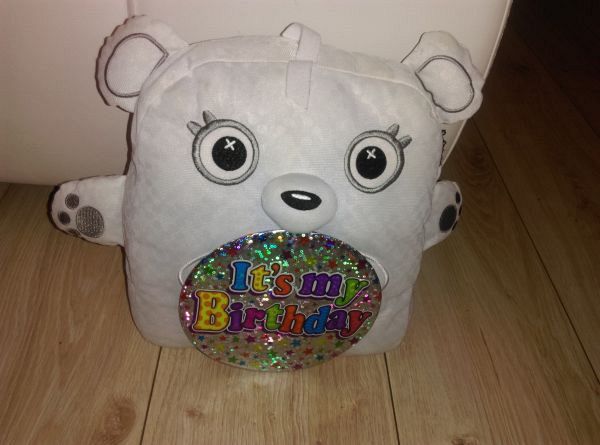 Grafika #0: Urodziny misia w Bibliotece szkolnej.