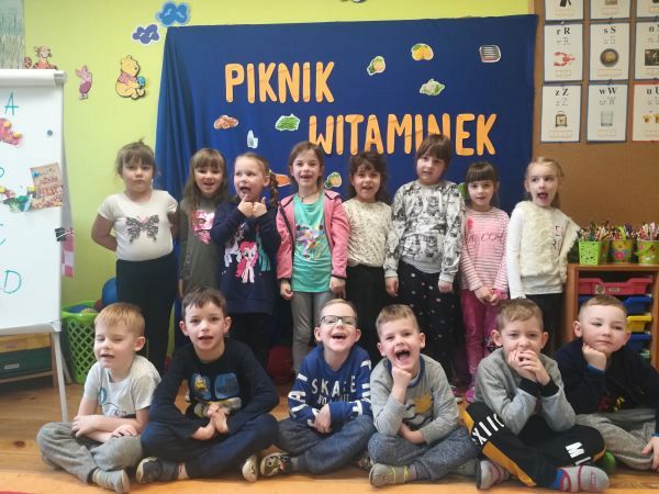 Grafika #0: Piknik Witaminek