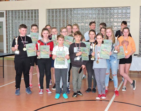 Grafika #0: Tenis stołowy. Sukcesy w Turnieju Walentynkowym o Puchary Wójta Gminy Wicko