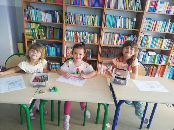 Grafika #0: Październik miesiącem bibliotek szkolnych