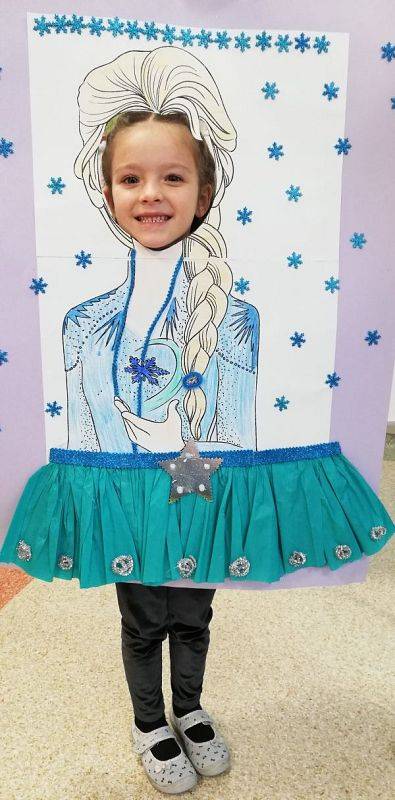 Grafika #0: Dzień Postaci z Bajek