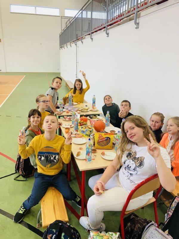 Grafika #0: DZIEŃ DYNI