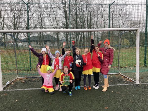 Grafika #0: DZIEWCZYNKI W KATEGORII U-12 MISTRZYNIAMI POWIATU W PRESTIŻOWYM TURNIEJU O PUCHAR TYMBARKU!