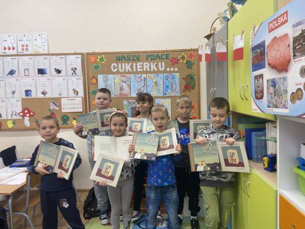 Grafika #0: Mała książka – wielki człowiek