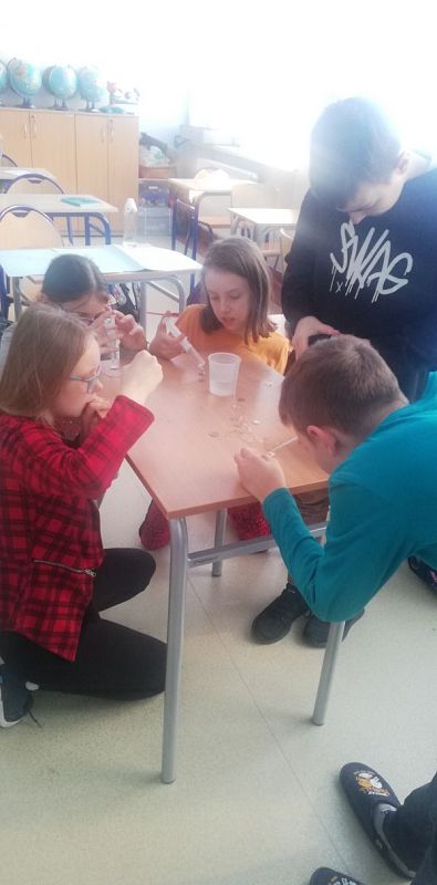 Grafika #0: Światowy Dzień Wody na kółku przyrodniczym