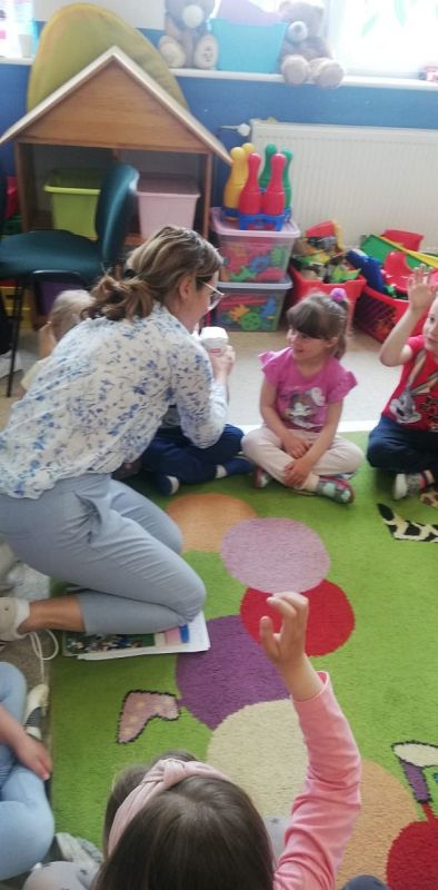 Grafika #0: Warsztaty doświadczania świata dla przedszkolaków- Co czuje nasze ciało?