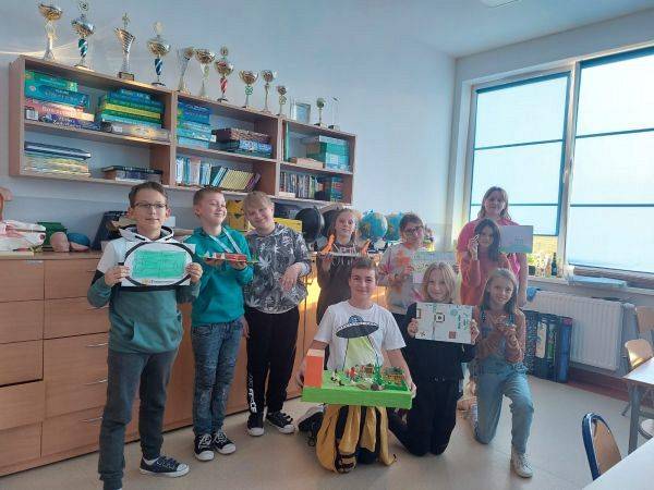 Grafika #0: Mój pomysł na zagospodarowanie terenu wokół szkoły