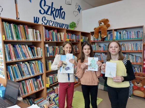 Grafika #0: "Zabawa" adwentowa w bibliotece