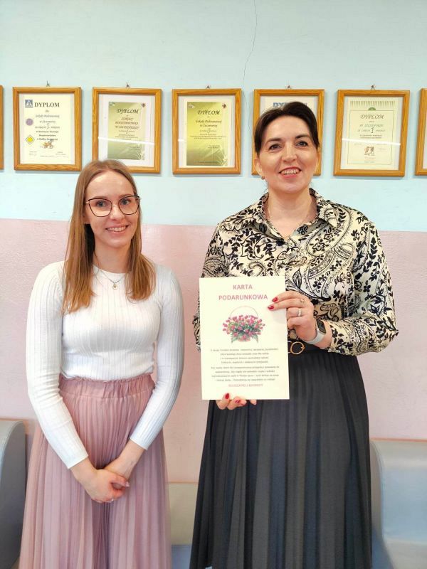 Grafika #0: Urodzinki naszej kochanej pani Malwinki