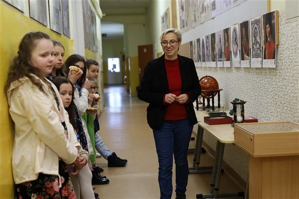 Grafika #0: Wystawa o Koperniku w Bibliotece Szkoły Podstawowej im. Jana Brzechwy w Wicku