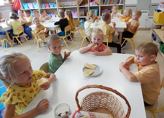 Grafika 6: Dzień miodu w przedszkolu