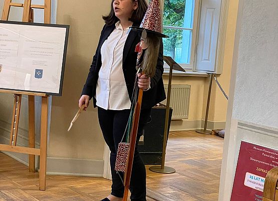 Grafika 3: Wyjazd edukacyjny do Gdańska w ramach Rządowego Programu "Podróże z klasą"