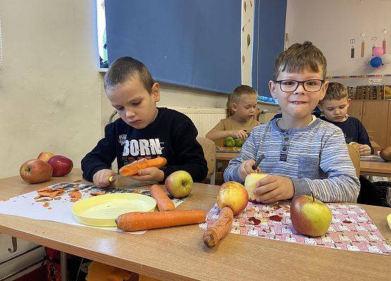 Grafika 2: Smacznie, zdrowo, kolorowo