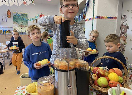 Grafika 16: Smacznie, zdrowo, kolorowo