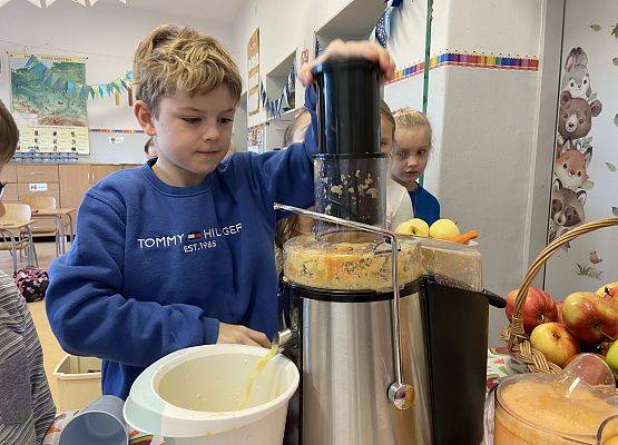 Grafika 17: Smacznie, zdrowo, kolorowo