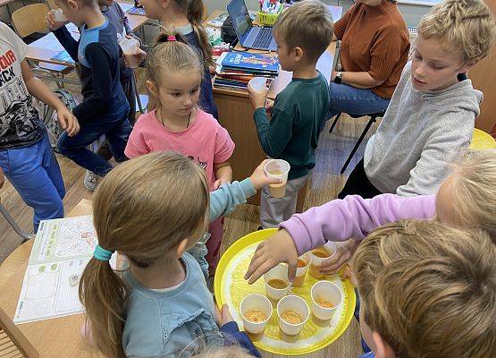 Grafika 34: Smacznie, zdrowo, kolorowo