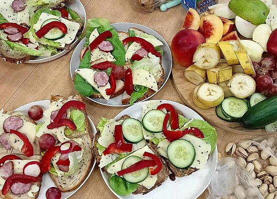 Grafika 9: Przegląd wydarzeń z ławki ucznia:)