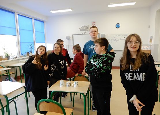 Grafika 2: Katarzynki i Andrzejki na lekcjach języka kaszubskiego w klasach 4 - 8