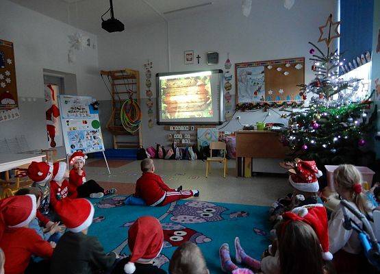 Grafika 2: Mikołajki w grupach przedszkolnych.