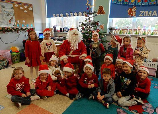 Grafika 10: Mikołajki w grupach przedszkolnych.