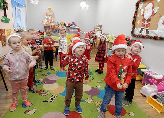 Grafika 14: Mikołajki w grupach przedszkolnych.