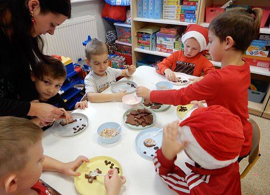 Grafika 19: Mikołajki w grupach przedszkolnych.