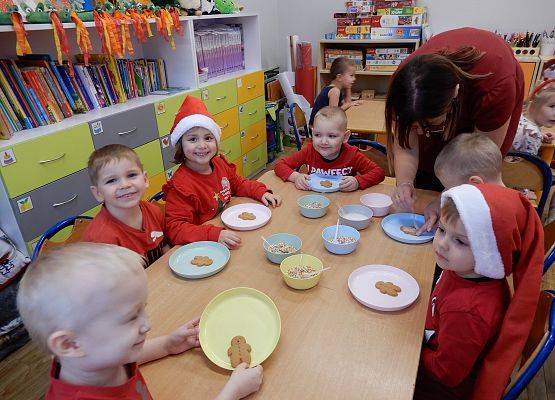 Grafika 22: Mikołajki w grupach przedszkolnych.