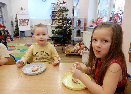 Grafika 23: Mikołajki w grupach przedszkolnych.