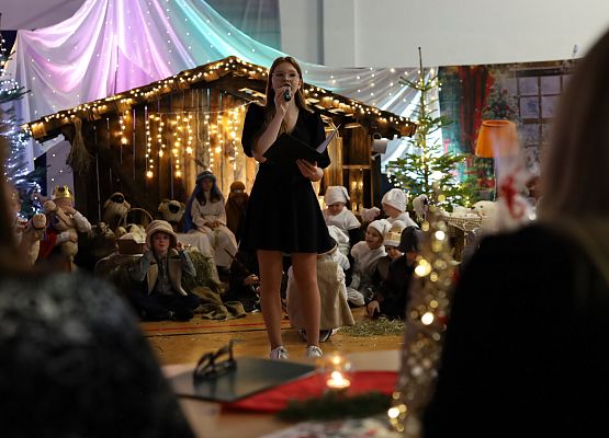 Grafika 60: Jasełka szkolne