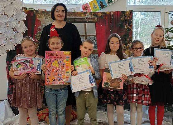 Grafika 1: Konkurs Kolęd i Pastorałek