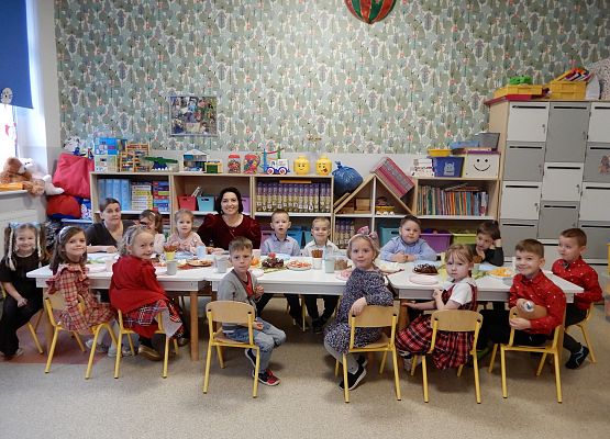 Grafika 11: Wigilia w przedszkolu