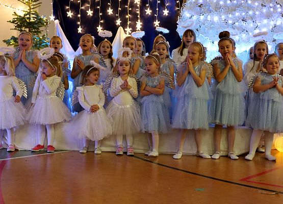 Grafika 8: Jasełka szkolne