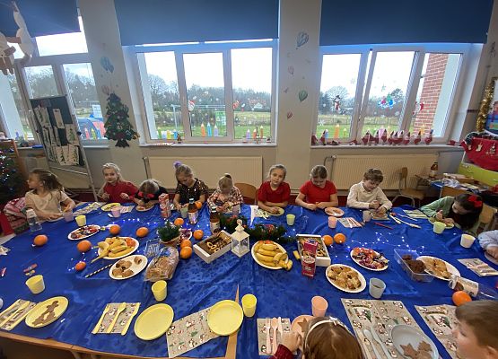 Grafika 50: Wigilia w klasie I